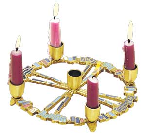 A Light Shines Advent Wreath